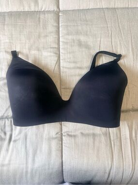 Victoria's Secret Black Smooth Molding T-Shirt Bra 34DD